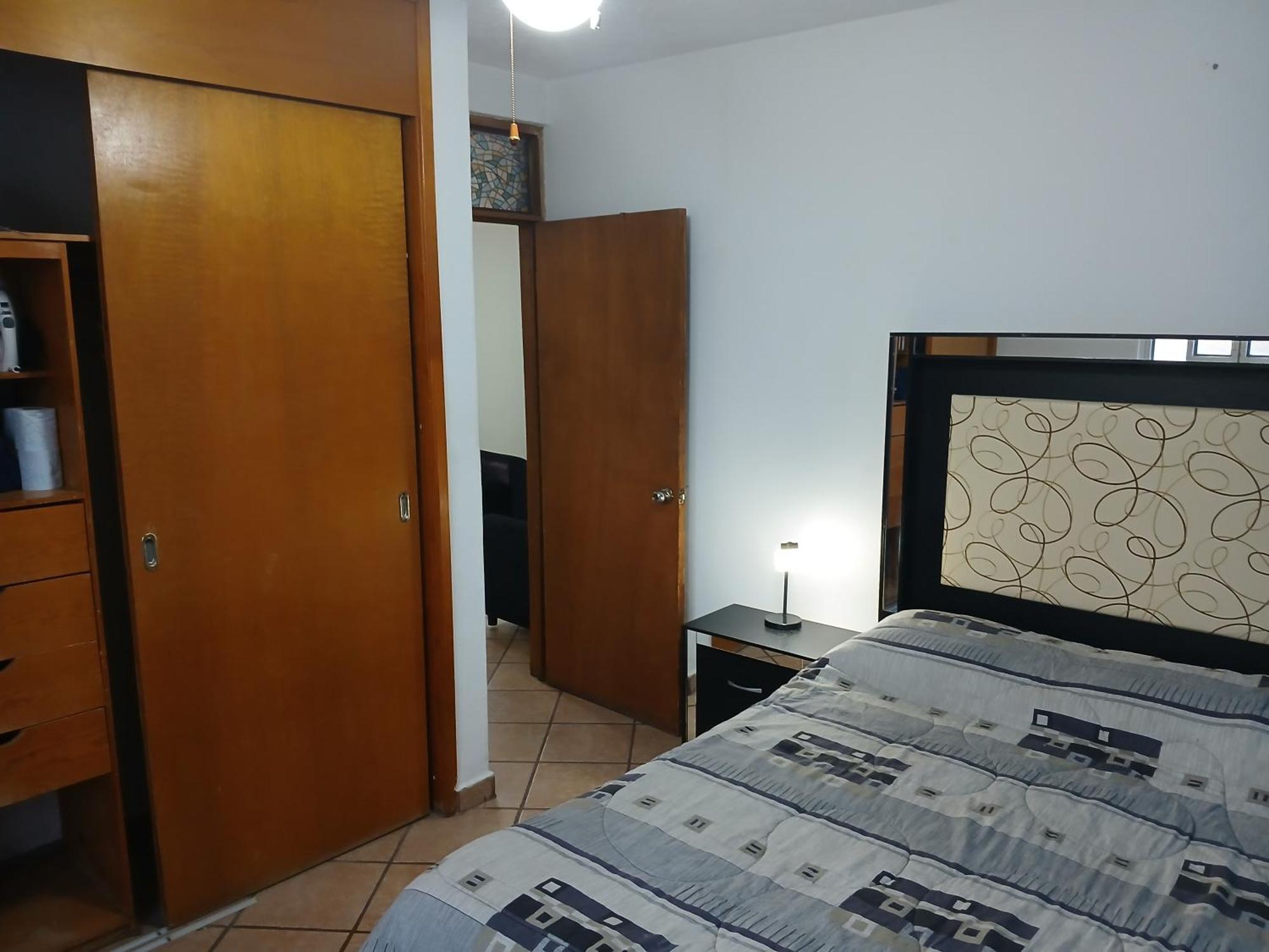 Del Centro Executive